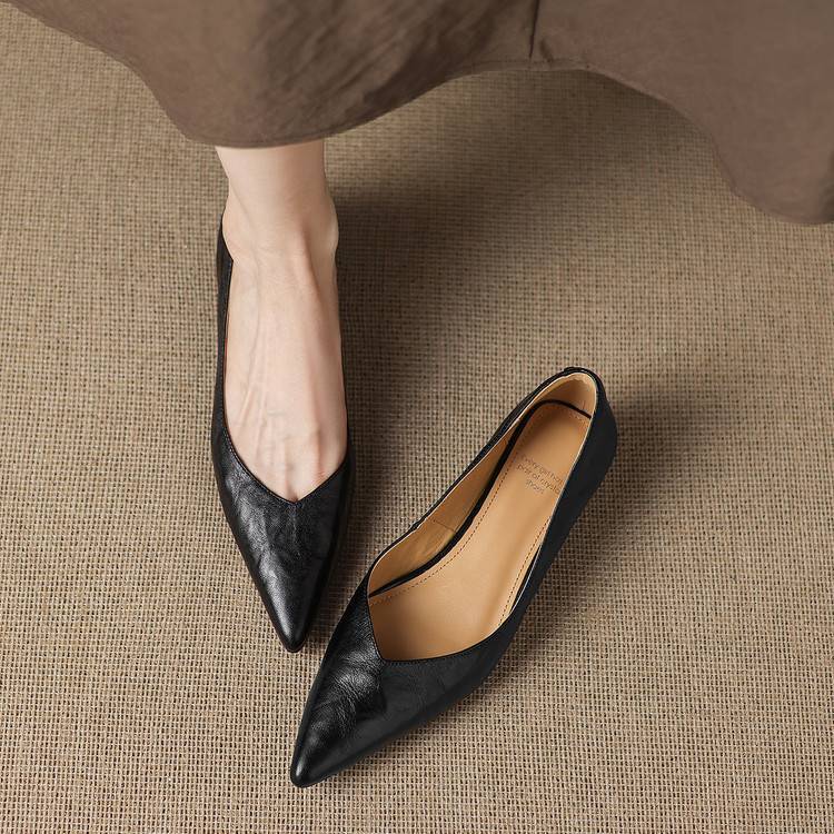 Emry Genuine Leather Pumps