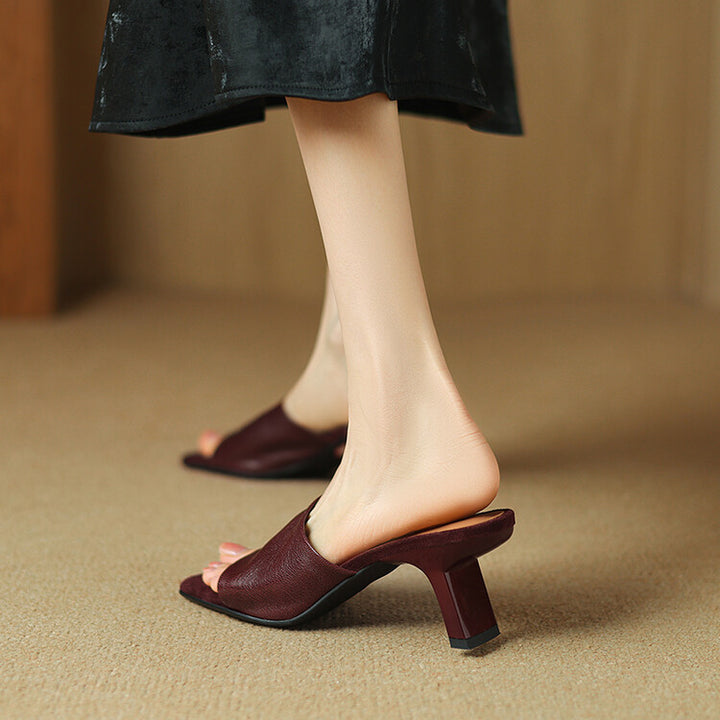 Selyn Leather Sandals