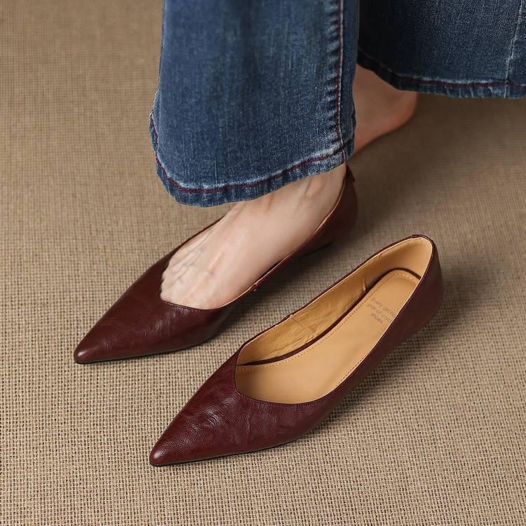 Emry Genuine Leather Pumps