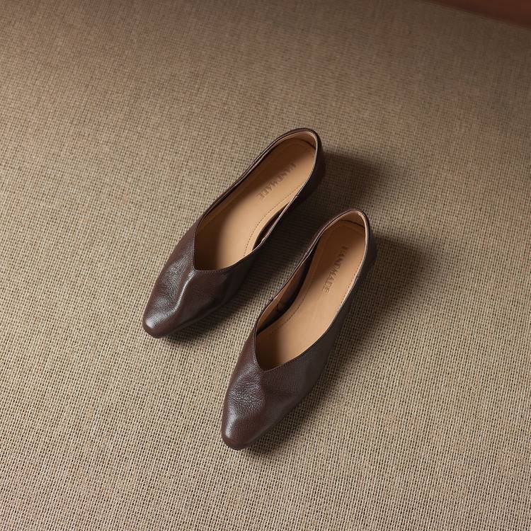 Darsi Genuine Leather Flats
