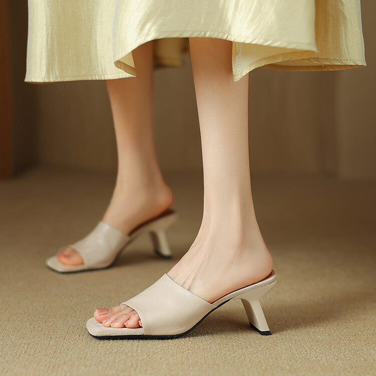 Selyn Leather Sandals