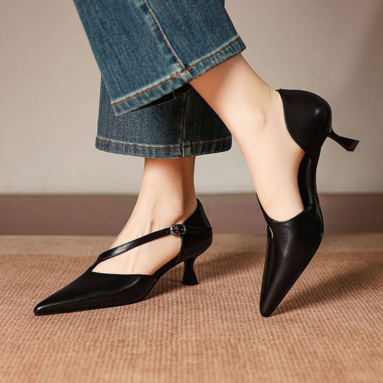 Vela Genuine Leather D'Orsay Pumps