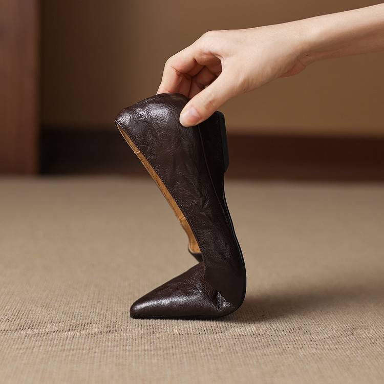 Emry Genuine Leather Pumps