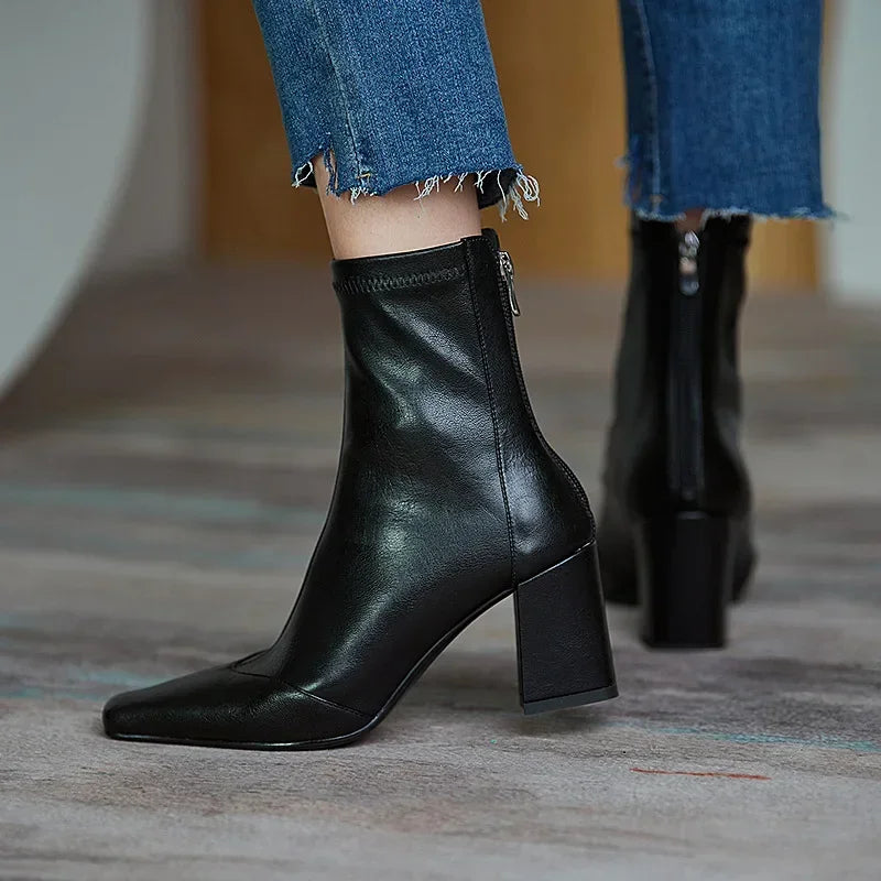 Refina Ankle Boots