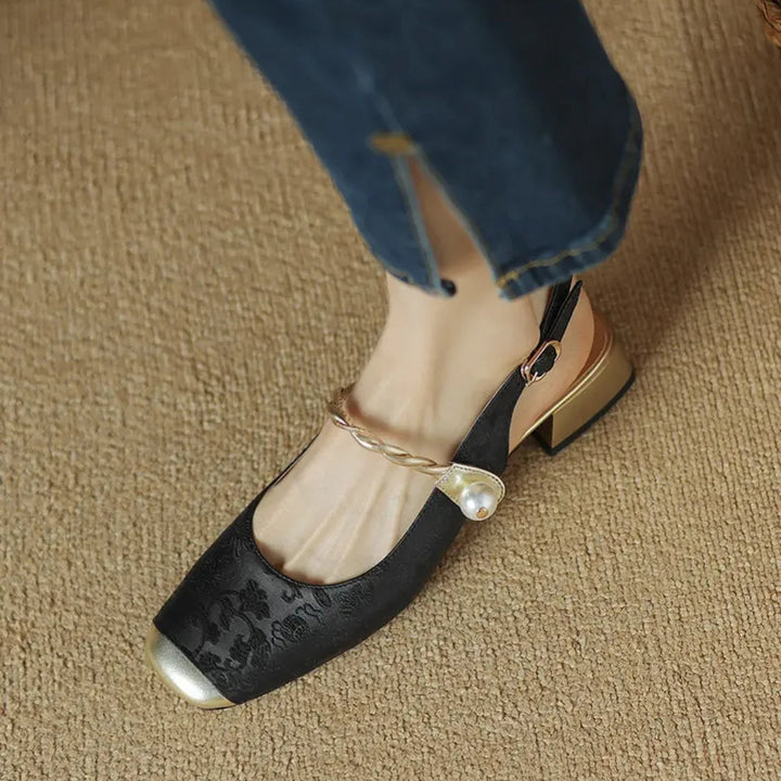 Raila Slingbacks