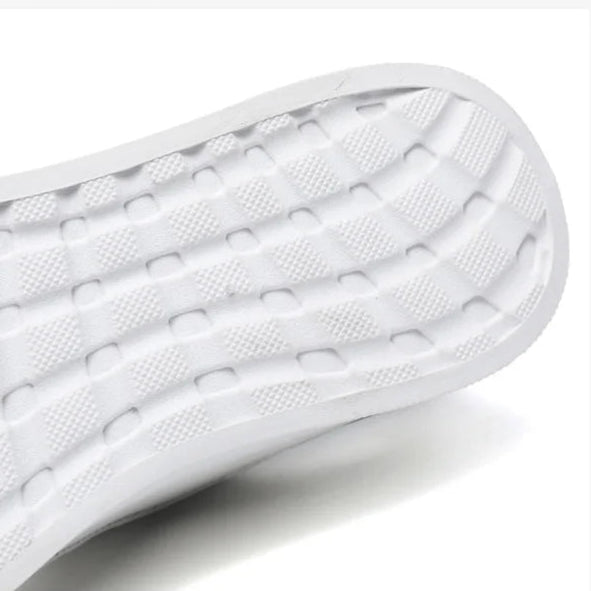 Vale Sneakers