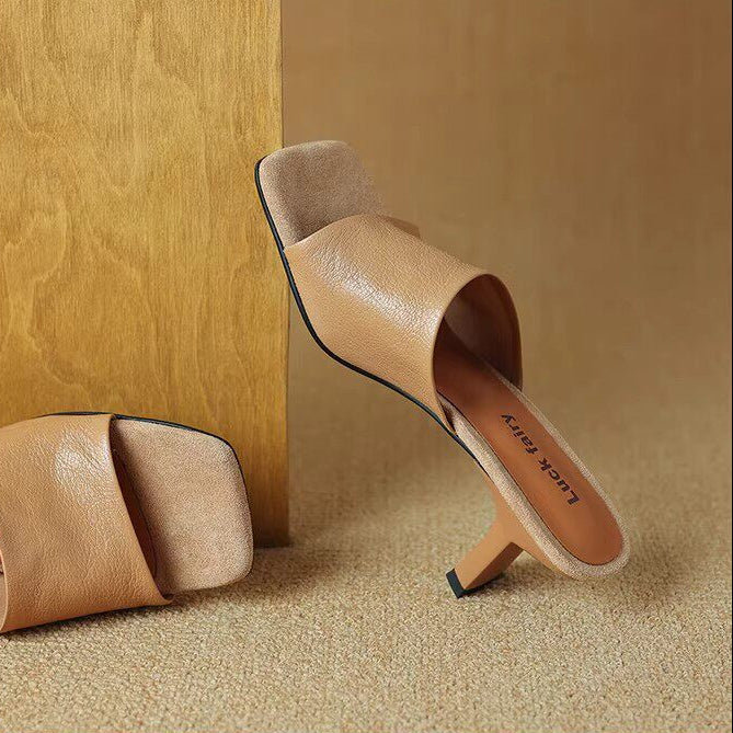 Selyn Leather Sandals