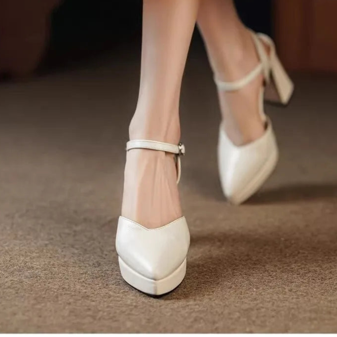 Pravia Heels