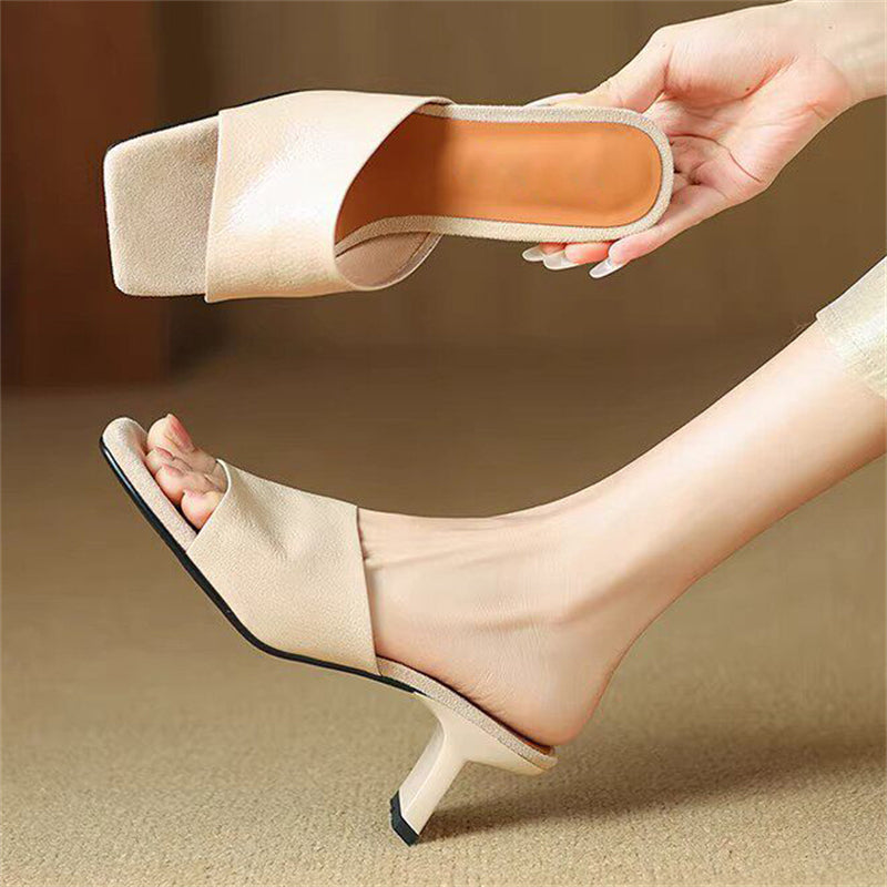 Selyn Leather Sandals