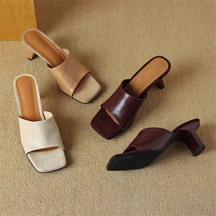 Selyn Leather Sandals