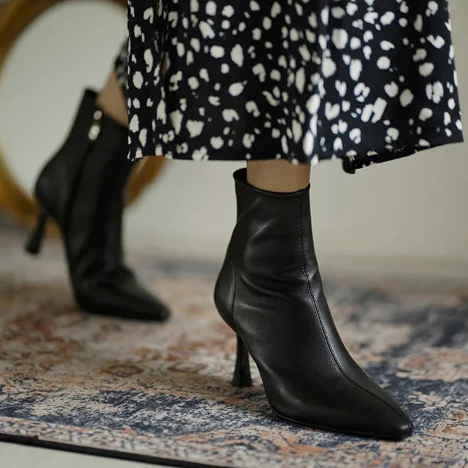 Mavy Ankle Boots