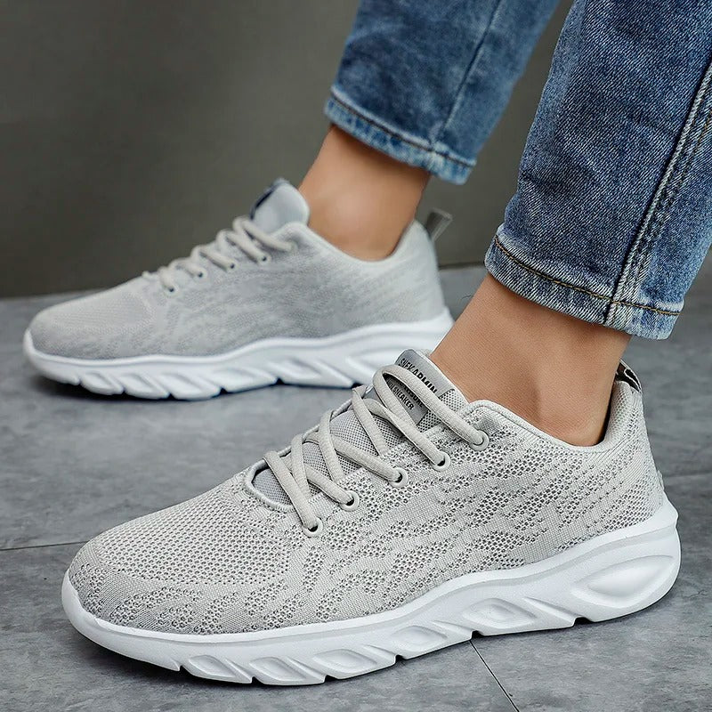 Maxim Sneakers