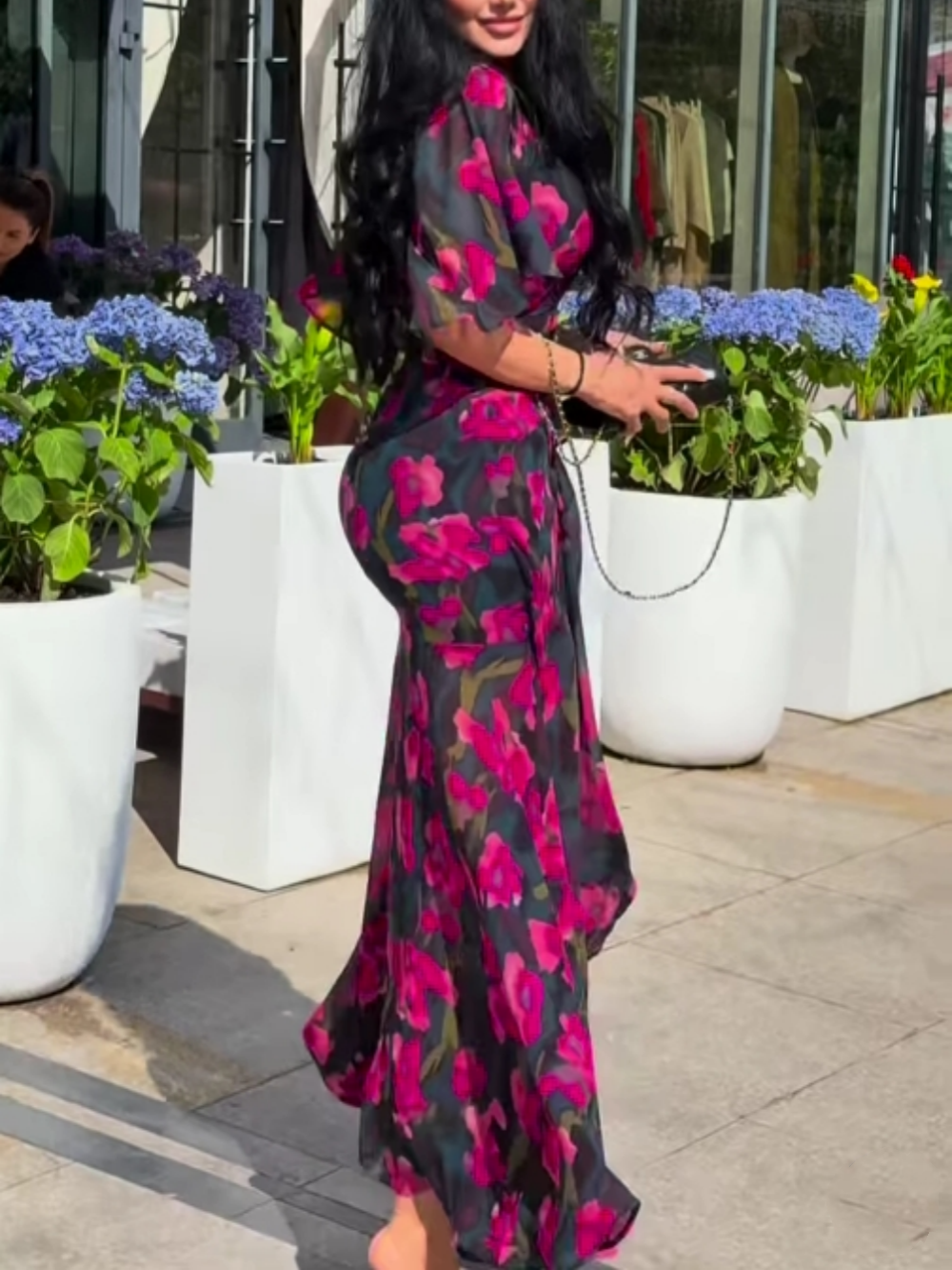 Ivora Retro V-Neck Trumpet Sleeve Printed Midi Dress